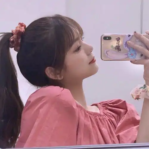 抑郁系头像男生真人女头