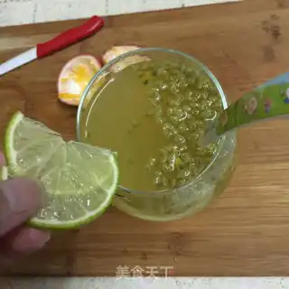 百香果青柠蜂蜜水的做法百香果青柠蜂蜜水怎么做美乐猪的菜谱