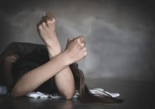 女子在国外遭遇性侵环严重抑郁,但仍以自身遭遇提醒出国注意安全