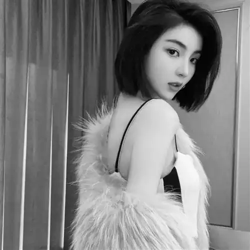 霸气头像女生超拽冷酷黑