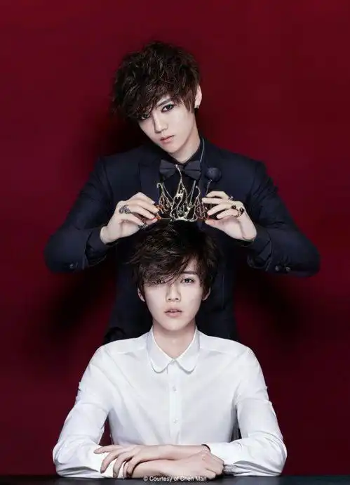 禁欲系男生白衬衫头像张