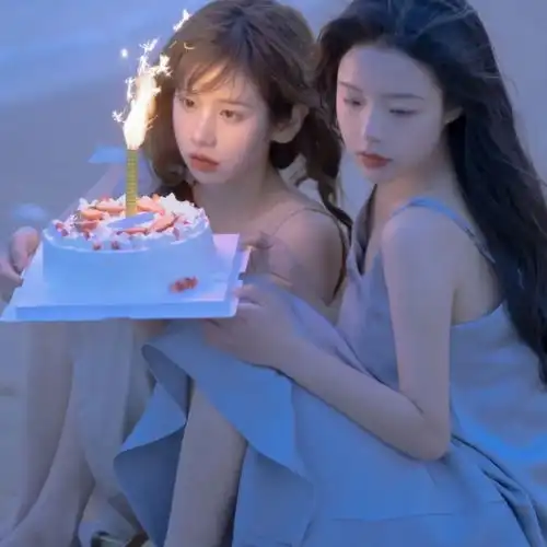 插不进第三个人的友情女生闺蜜头像