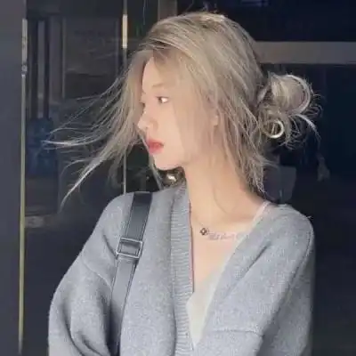 有哪些ins风的女生头像