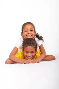 系列乐趣库存照片.包括有英俊,愉快,比赛,男朋友,逗人喜爱,印第安语,女孩,无辜15527744