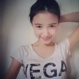 qq皮肤大爱林小宅女生