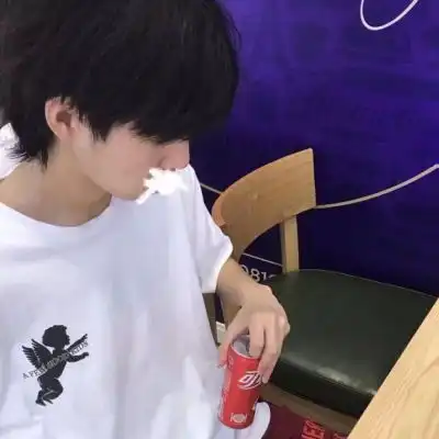 ins小清新文艺范男头足够温柔的男生头像我要个性网