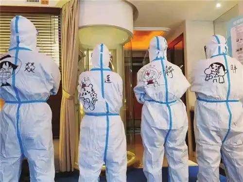 大白身披苏城最萌战袍小朋友背感温暖