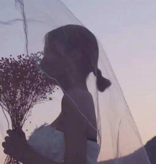 好看的女生头像动漫超拽