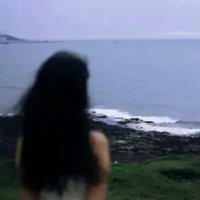 忽然就秋天了晚风已经凉飕飕的了这是我过的最快也是最乱的一年