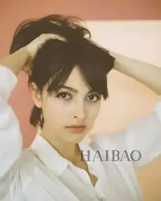 羡慕工作就是秀颜值这个女孩活成了你最想成为的样子