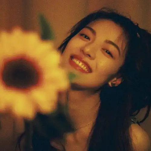 文艺到爆炸的女生头像
