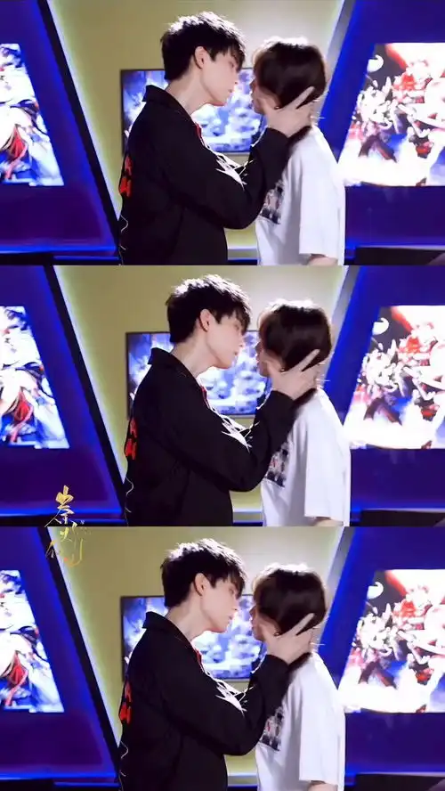 啊这对后面居然还有吻戏,小奶狗大小姐我磕到真的了