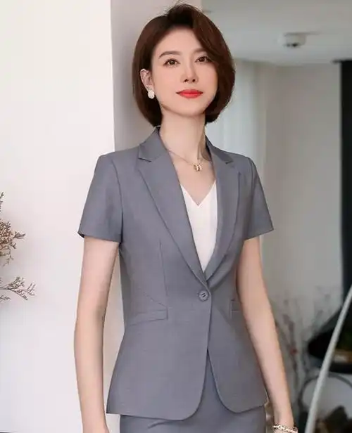 知性优雅的ol职业装,让女人更有吸引力