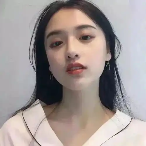 头像动漫女生头像高冷系,平生岁岁共追游