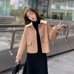 无袖翻领短外套