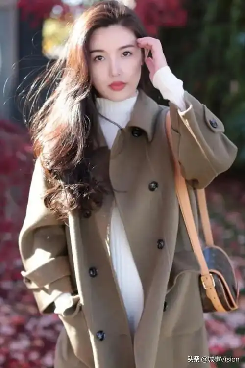 韩系氛围感穿搭丨今年的第一件大衣,太美了