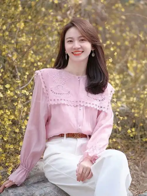 粉色的4种穿法,谁穿谁好看