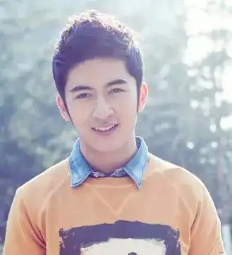 冬季男生发型新选择小清新短发帅气来袭