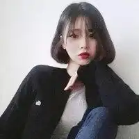 文艺头像女生背影挎包