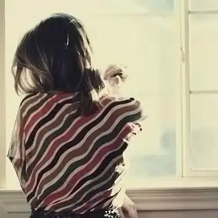 给我点唯美意境的女生头像