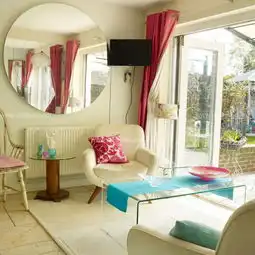 白色房屋颜色装修图片房间颜色装修设计案例家庭颜色装修效果图片大全