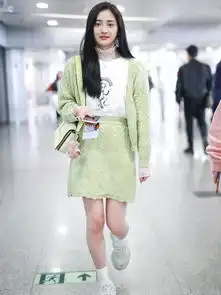 无对比无伤害,周洁琼颜值被娜扎吊打几十个来回,身材更没法比