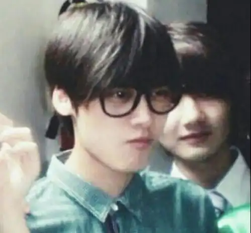 男明星年轻的时候李易峰像漫画少年,吴彦祖和陈冠希难分高低