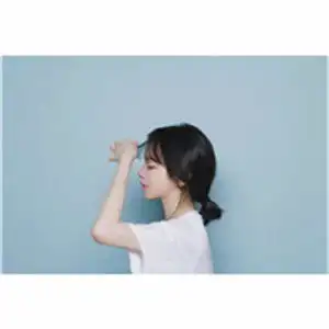 唯美清新白边女生头像个性的你用用这个性的女头吧