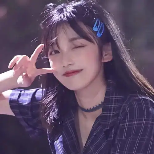 女生头像不乱于心