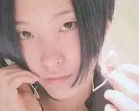 笑死个人,仨网红三角恋,六百万人留言上15个热搜,是有多好看