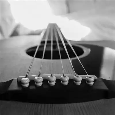 微信吉他头像,古典吉他的特写图片