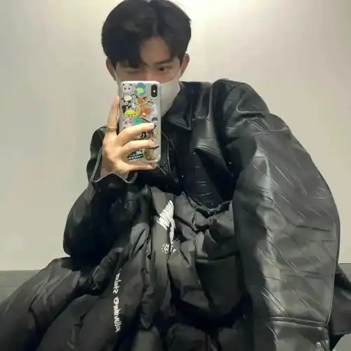 黑色系头像男帅气型男