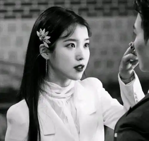 专属情头动漫情侣头像之宠溺系列