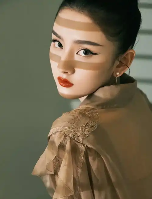 浓颜系女星迪丽热巴lisa明艳又洋气的秘诀原来是这个