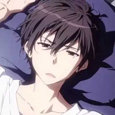 头像动漫男生系不是人