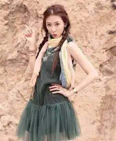 林志玲晒清新慵懒自拍照,嘟嘴卖萌似少女