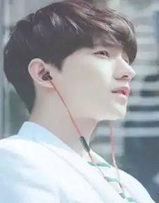 橙色系男头像图片大全杨