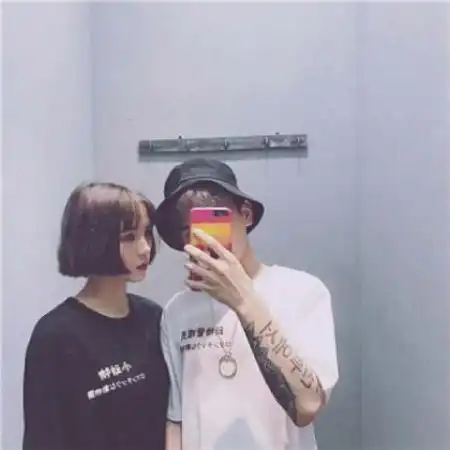 情侣头像韩系不明显但是