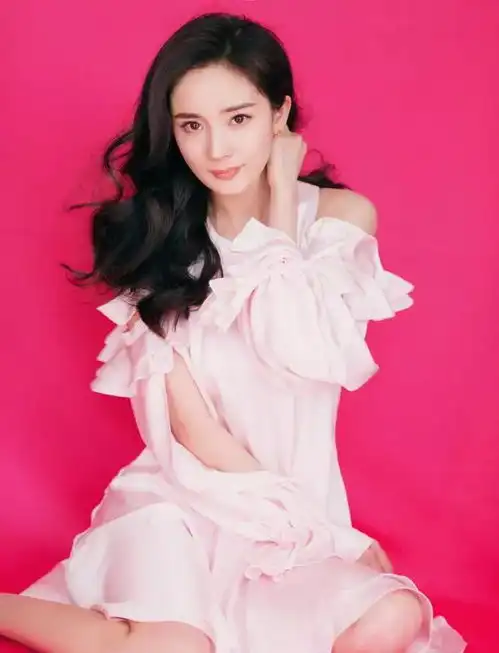 你更适合黑发还是染发