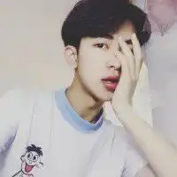 暄即使心情不好也要对重要的人qq男生头像我要个性网