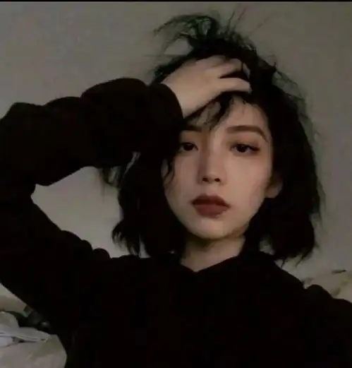 我在等一个人,可以陪我很久很久的人