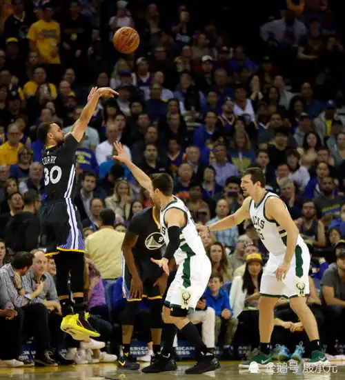 库里7次常规赛单节25得分,在nba历史上是什么概念