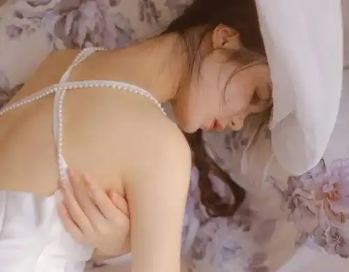 嘴笨不懂得怎么夸女生3招教你把女生夸得心花怒放