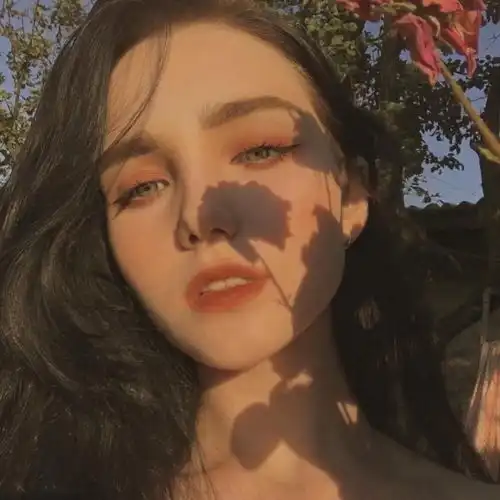 沙雕文案鱼与熊掌不可兼得,唯有穷和单身可以腾讯新闻