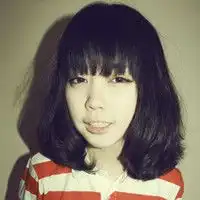 要这个女生的系列套图.........