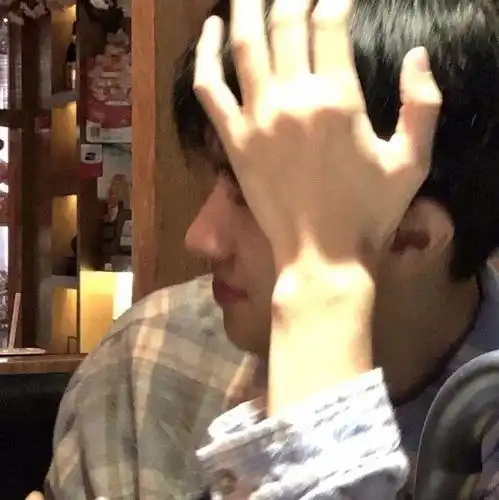 微信男头像高级感高冷