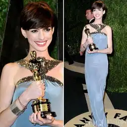 盘点安妮海瑟薇10个最美珠宝造型