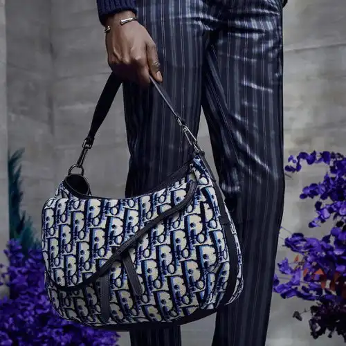 dior迪奥二零二一春季男装系列翩然优雅