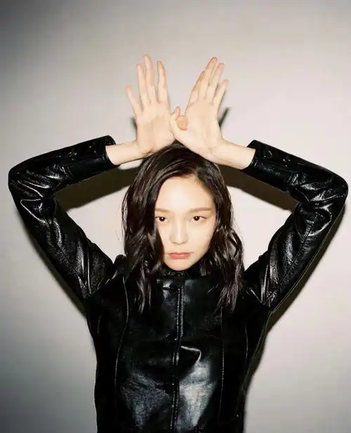 纯欲风女生out今冬最有质感的氛围美人上线,越看越惊艳