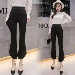 连衣裙黑色荷叶边